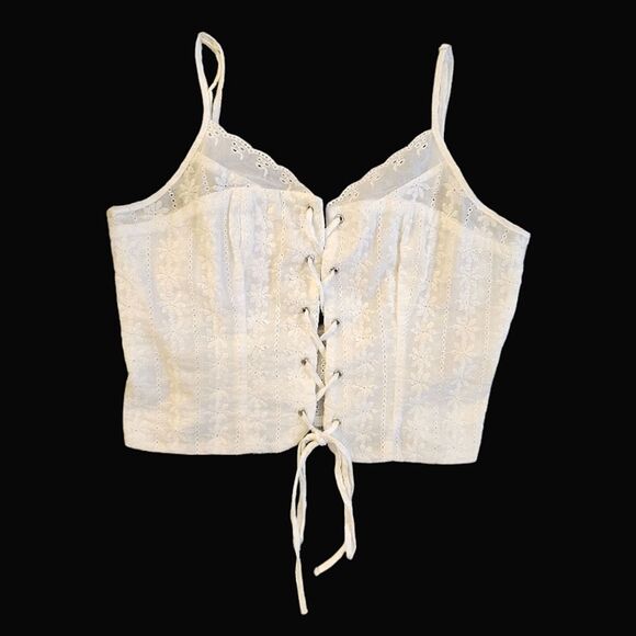 Sincerely Jules White Floral Embroidered Eyelet Lace Up Crop Tank Top Large NWT - Picture 1 of 11